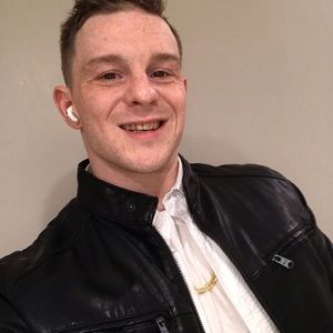 Meet your Posher, Christopher